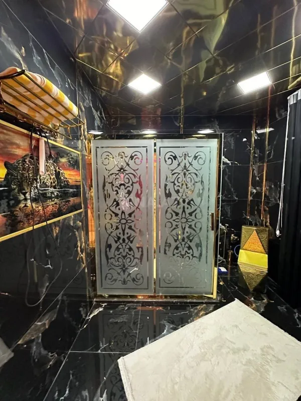 Satılır 6 otaqlı həyət evi 240 m²