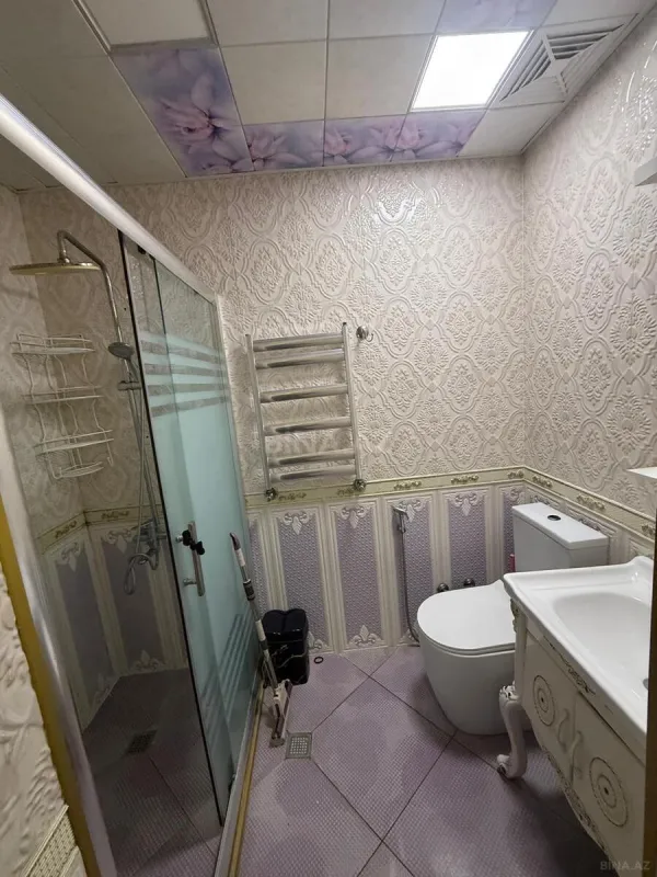 Kirayə verilir 3 otaqlı mənzil 105 m²