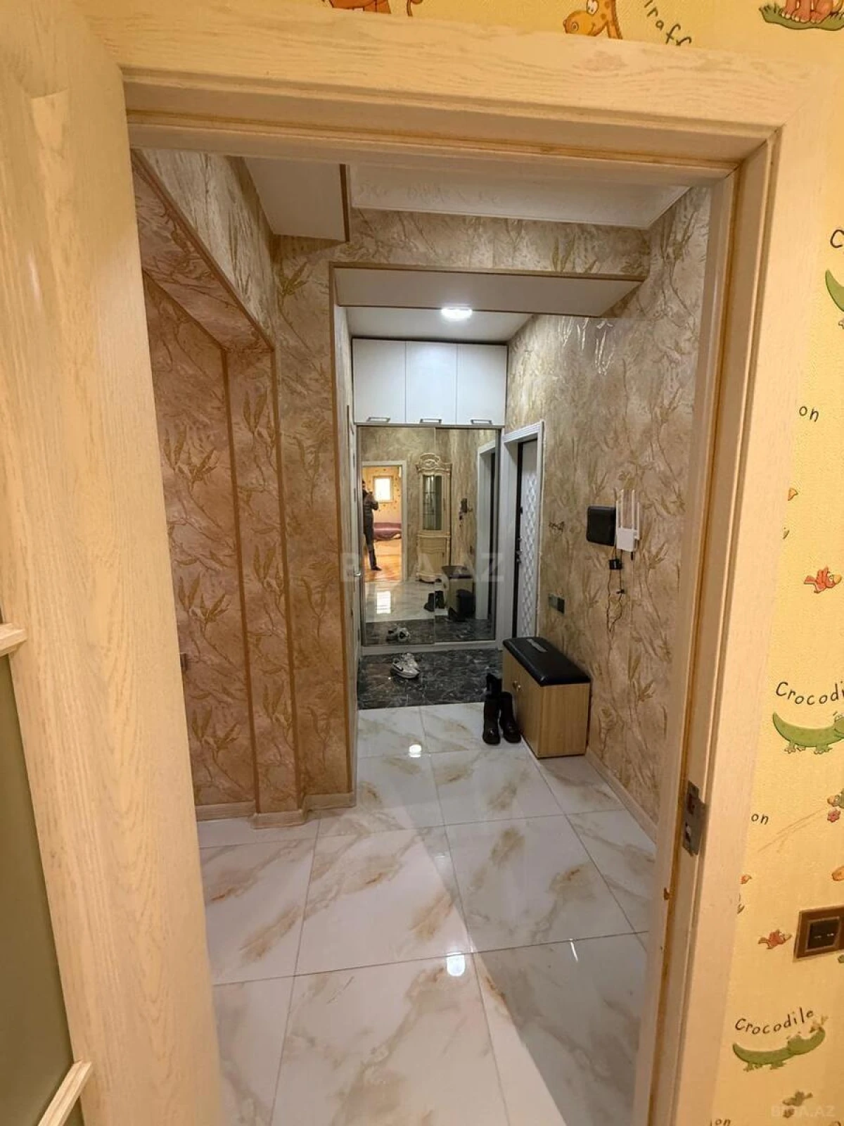 Kirayə verilir 3 otaqlı mənzil 105 m²