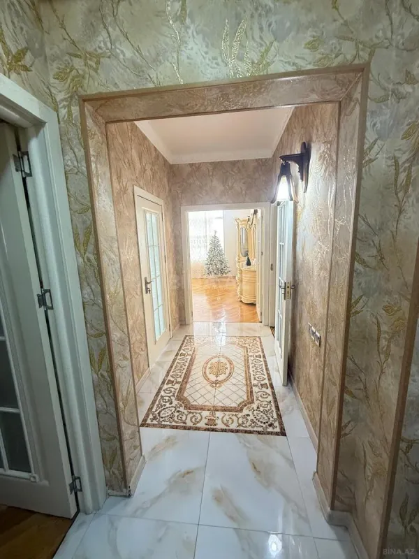 Kirayə verilir 3 otaqlı mənzil 105 m²