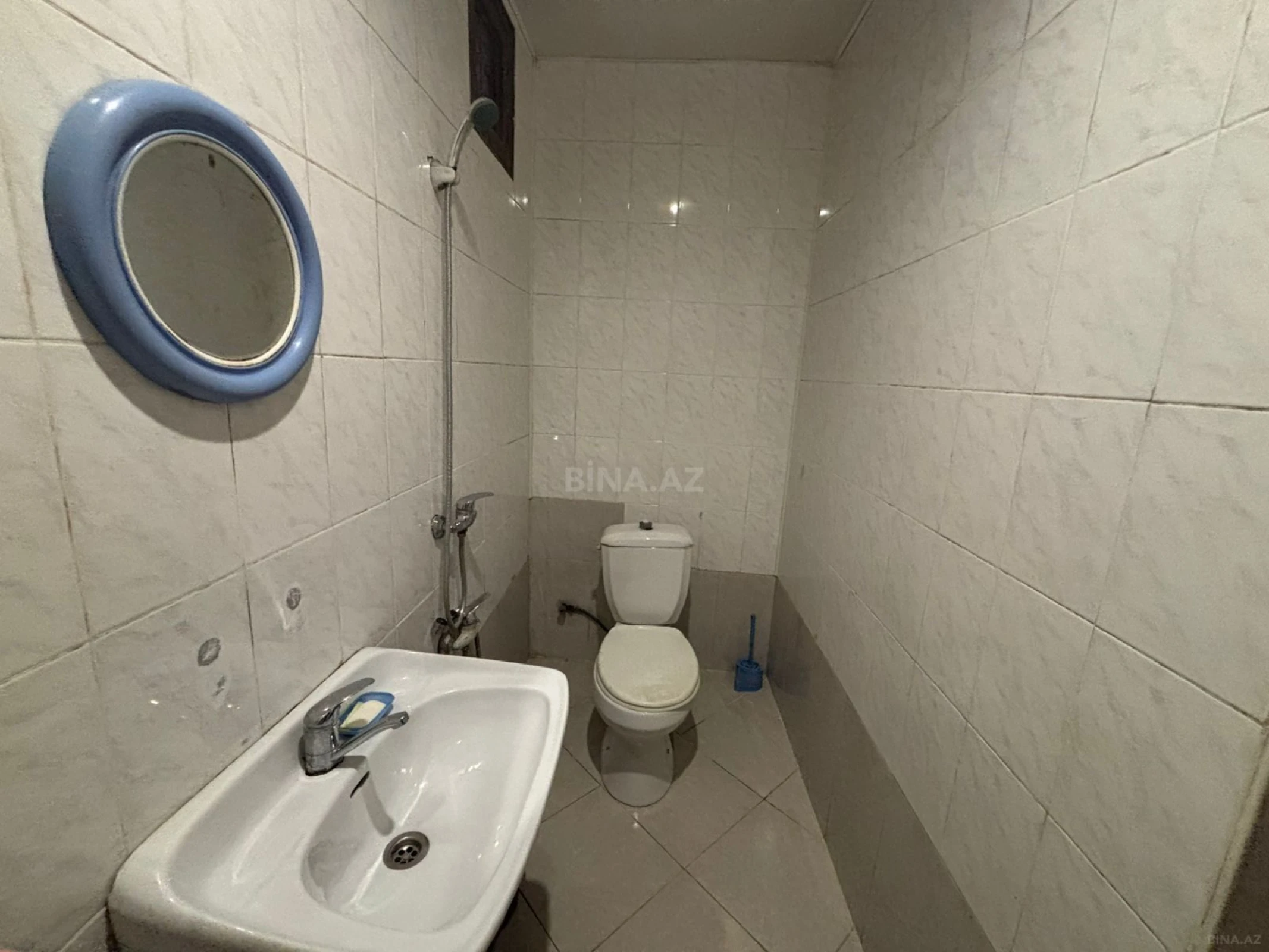 Satılır 3 otaqlı mənzil 200 m²