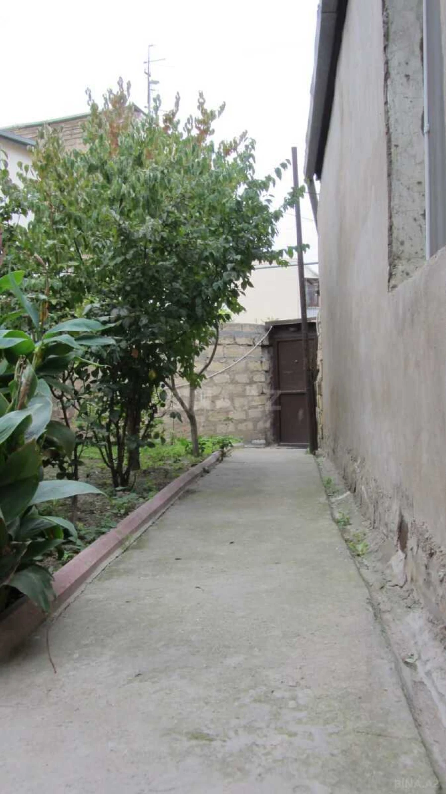 Satılır 6 otaqlı həyət evi 250 m²