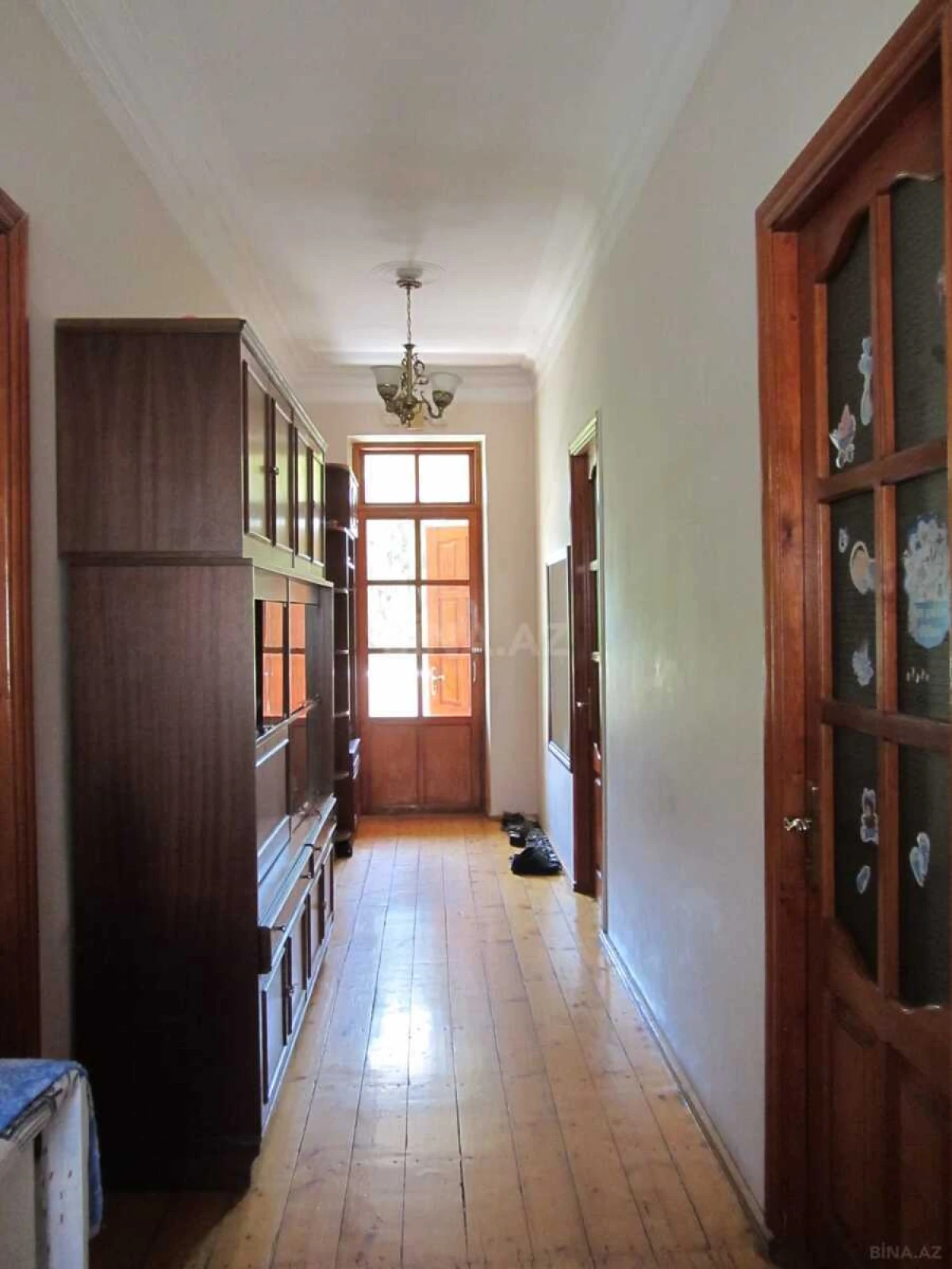 Satılır 6 otaqlı həyət evi 250 m²