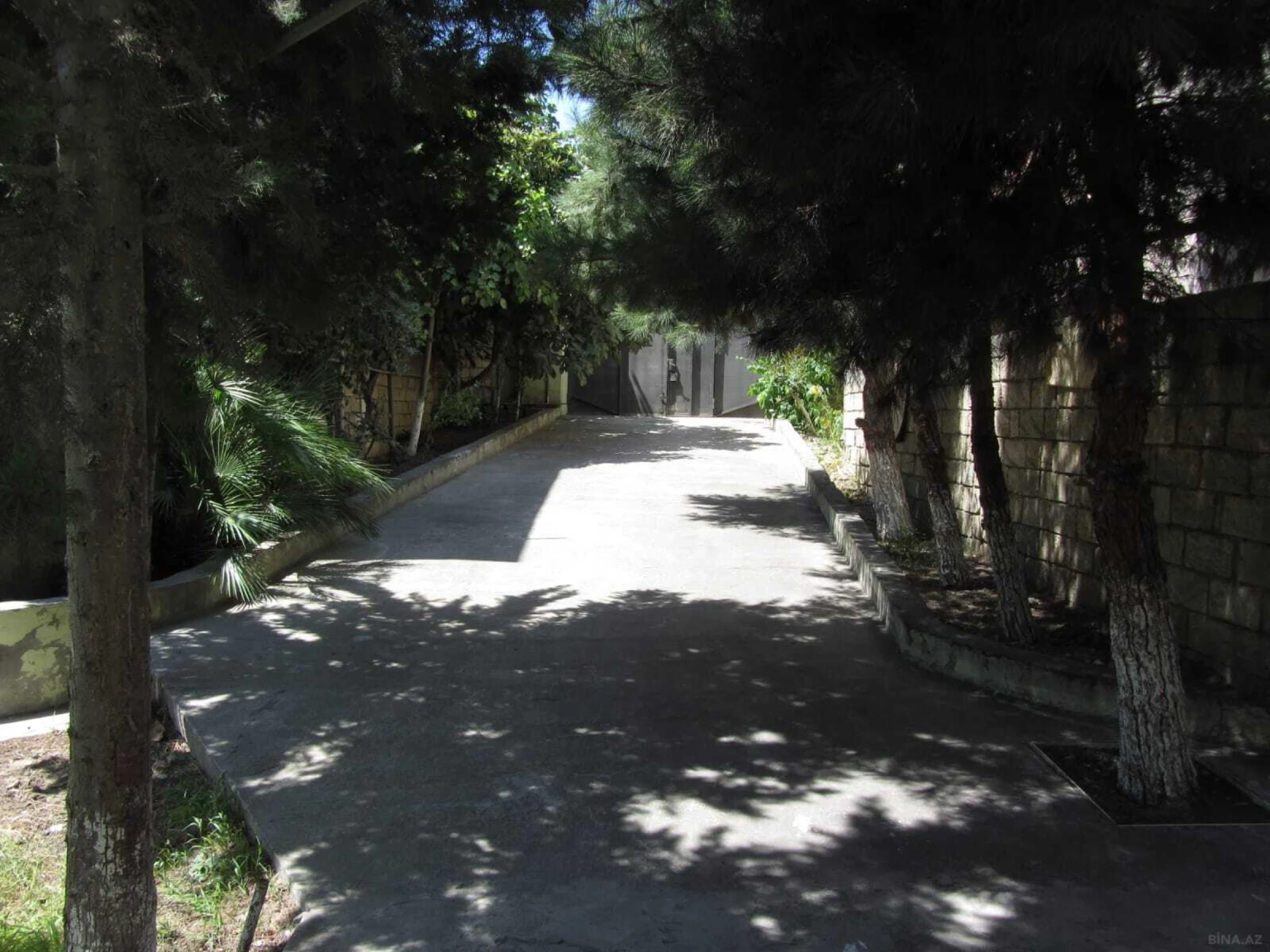 Satılır 6 otaqlı həyət evi 250 m²