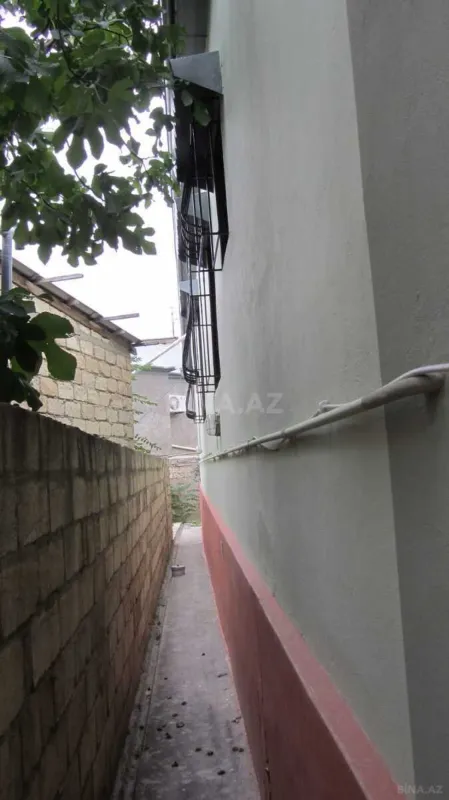 Satılır 6 otaqlı həyət evi 250 m²