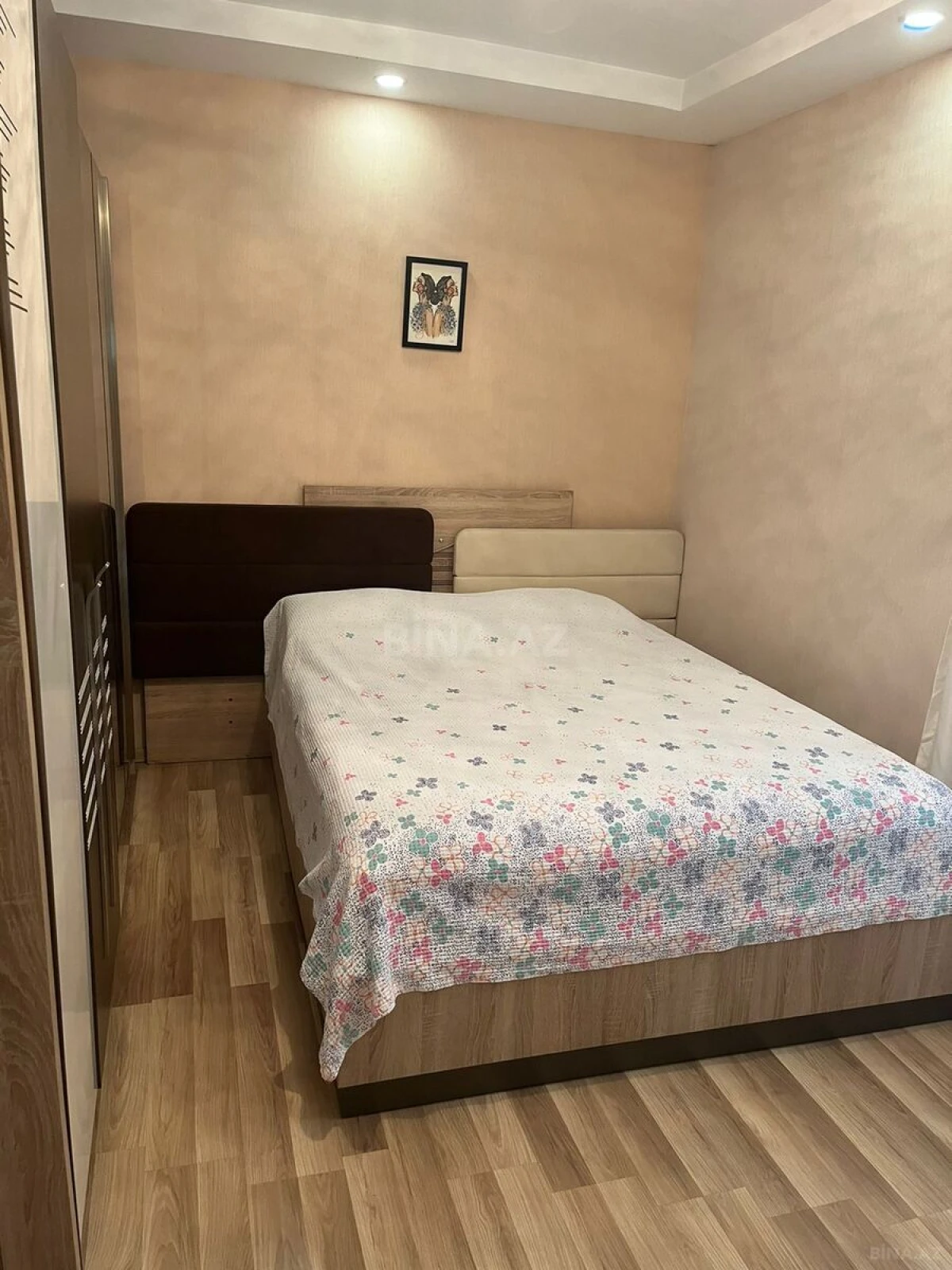 Satılır 2 otaqlı mənzil 60 m²