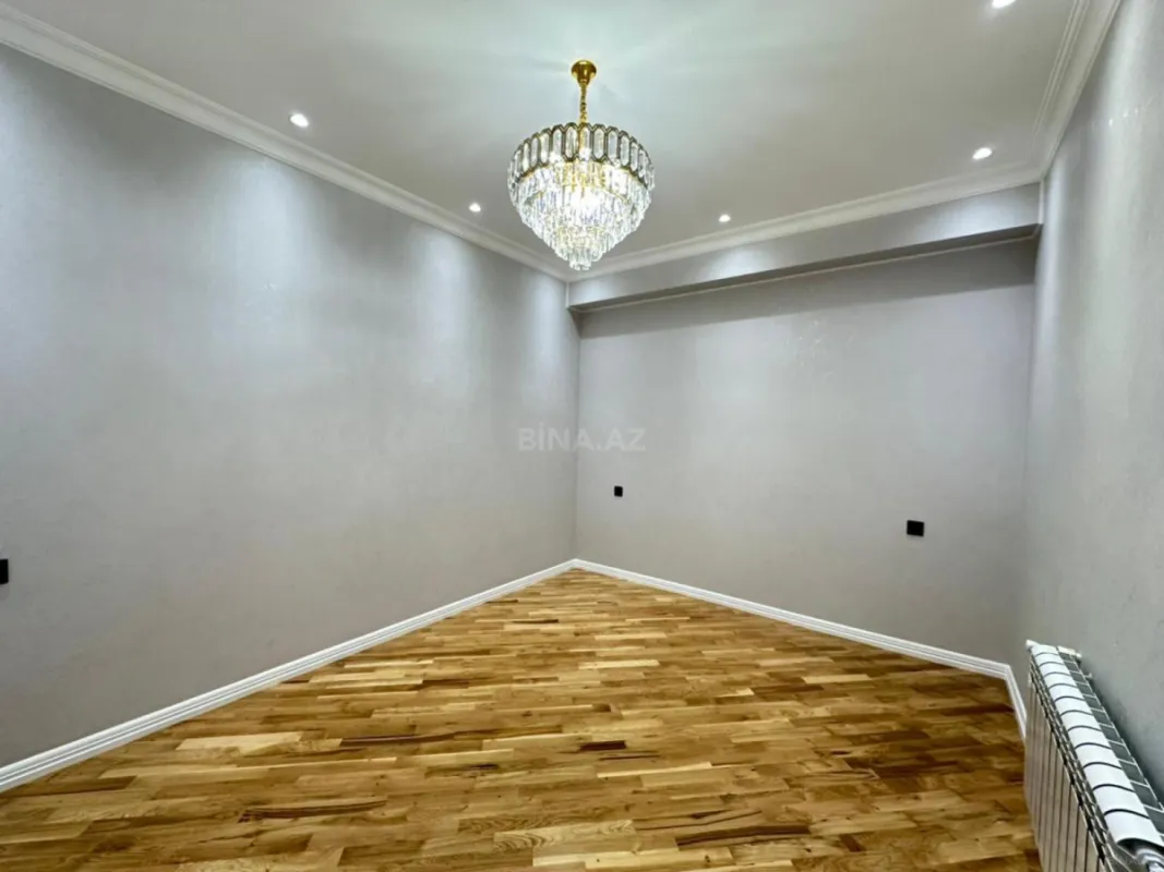 Satılır 3 otaqlı mənzil 115 m²