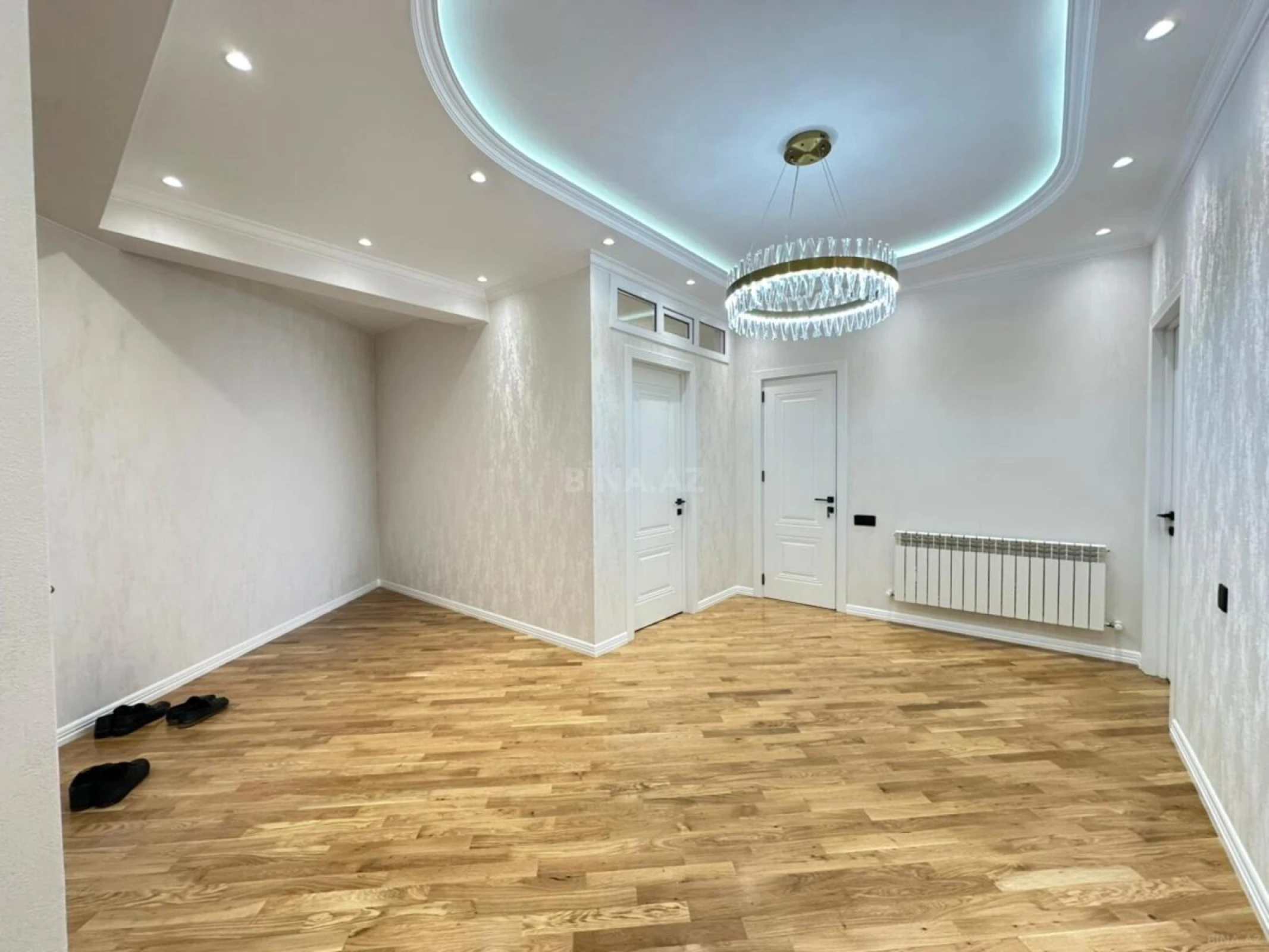 Satılır 3 otaqlı mənzil 115 m²