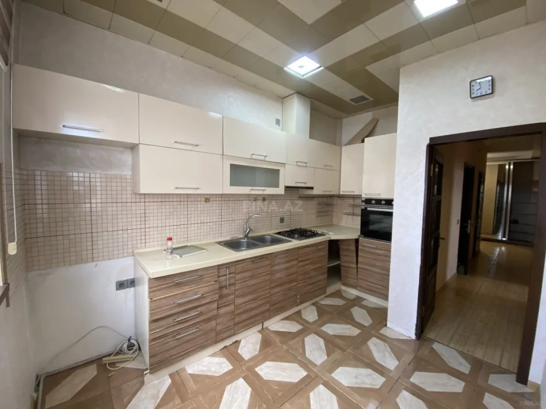 Satılır 3 otaqlı mənzil 85 m²