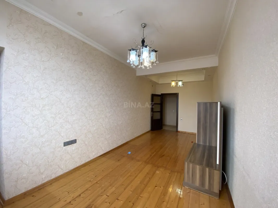 Satılır 3 otaqlı mənzil 85 m²