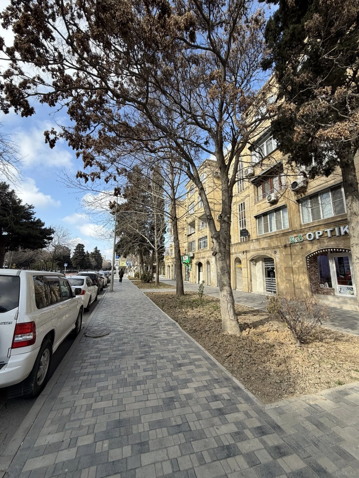 Satılır obyekt 70 m²