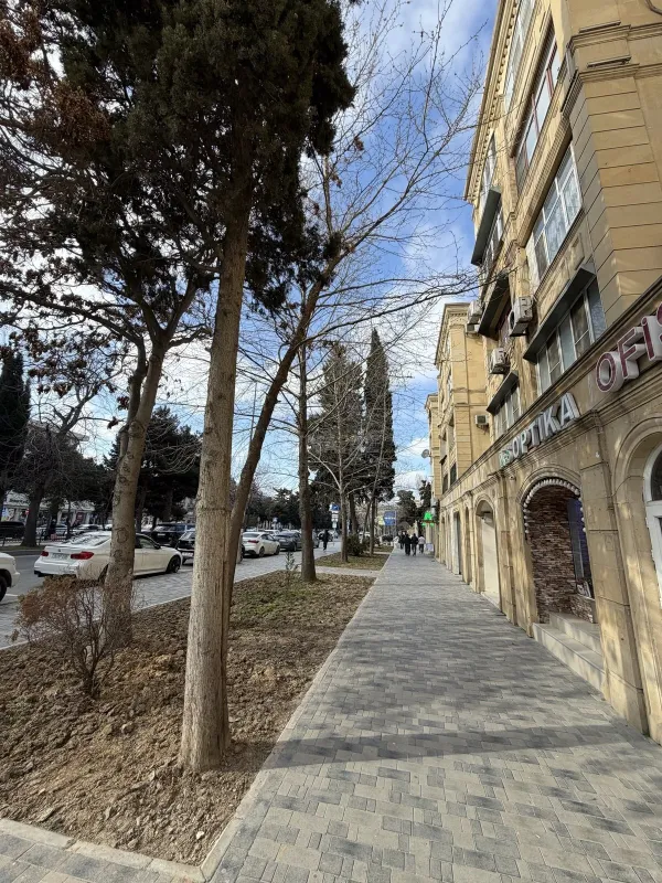 Satılır obyekt 70 m²