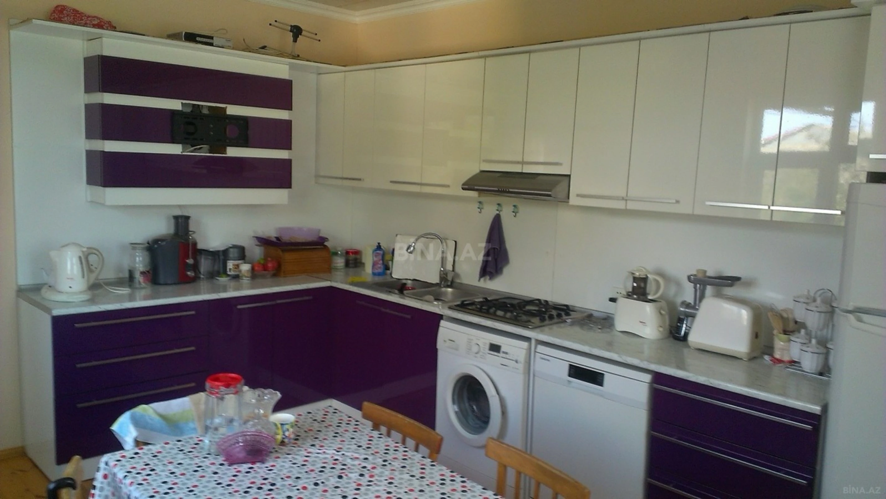 Satılır 5 otaqlı həyət evi 154 m²