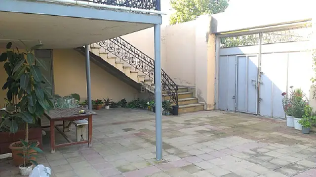 Satılır 5 otaqlı həyət evi 154 m²