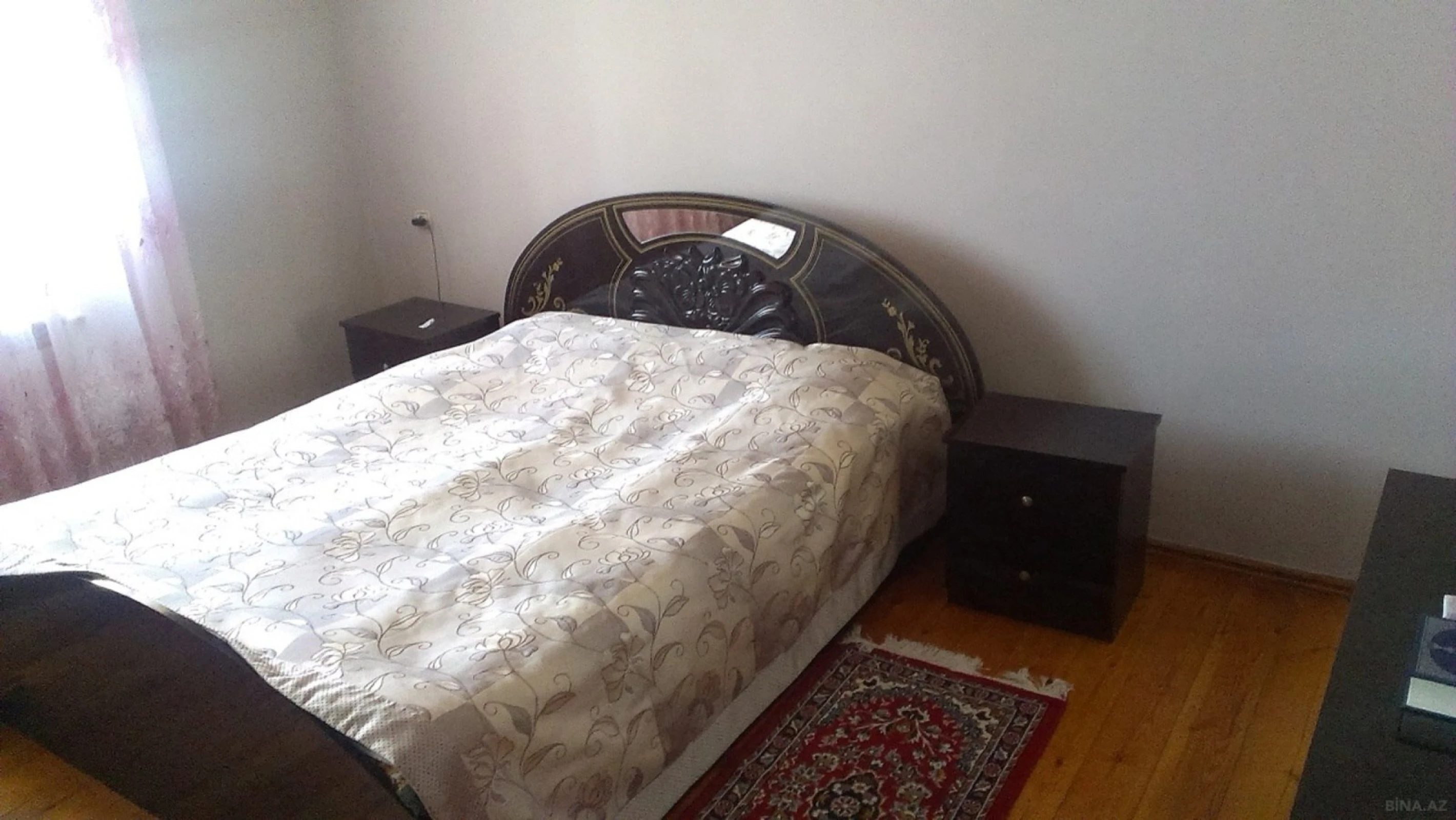 Satılır 5 otaqlı həyət evi 154 m²