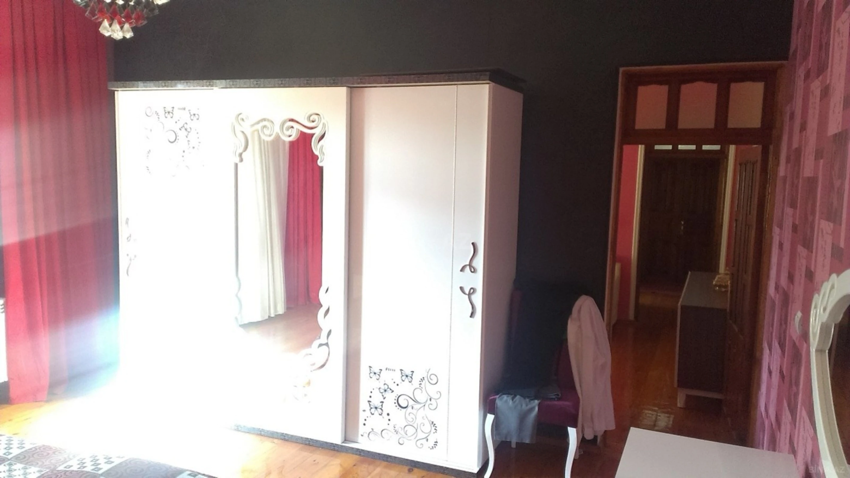 Satılır 5 otaqlı həyət evi 154 m²