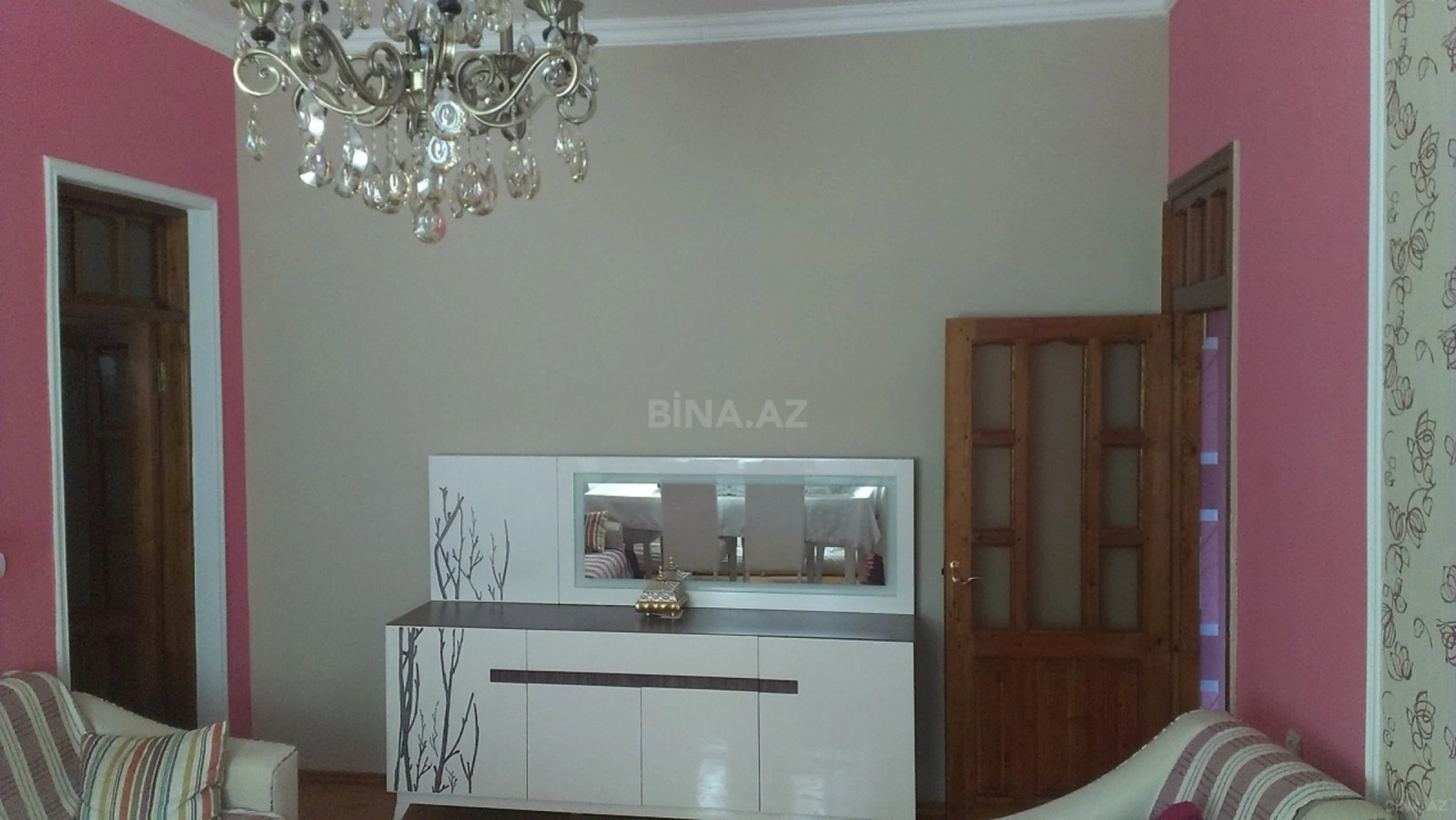 Satılır 5 otaqlı həyət evi 154 m²