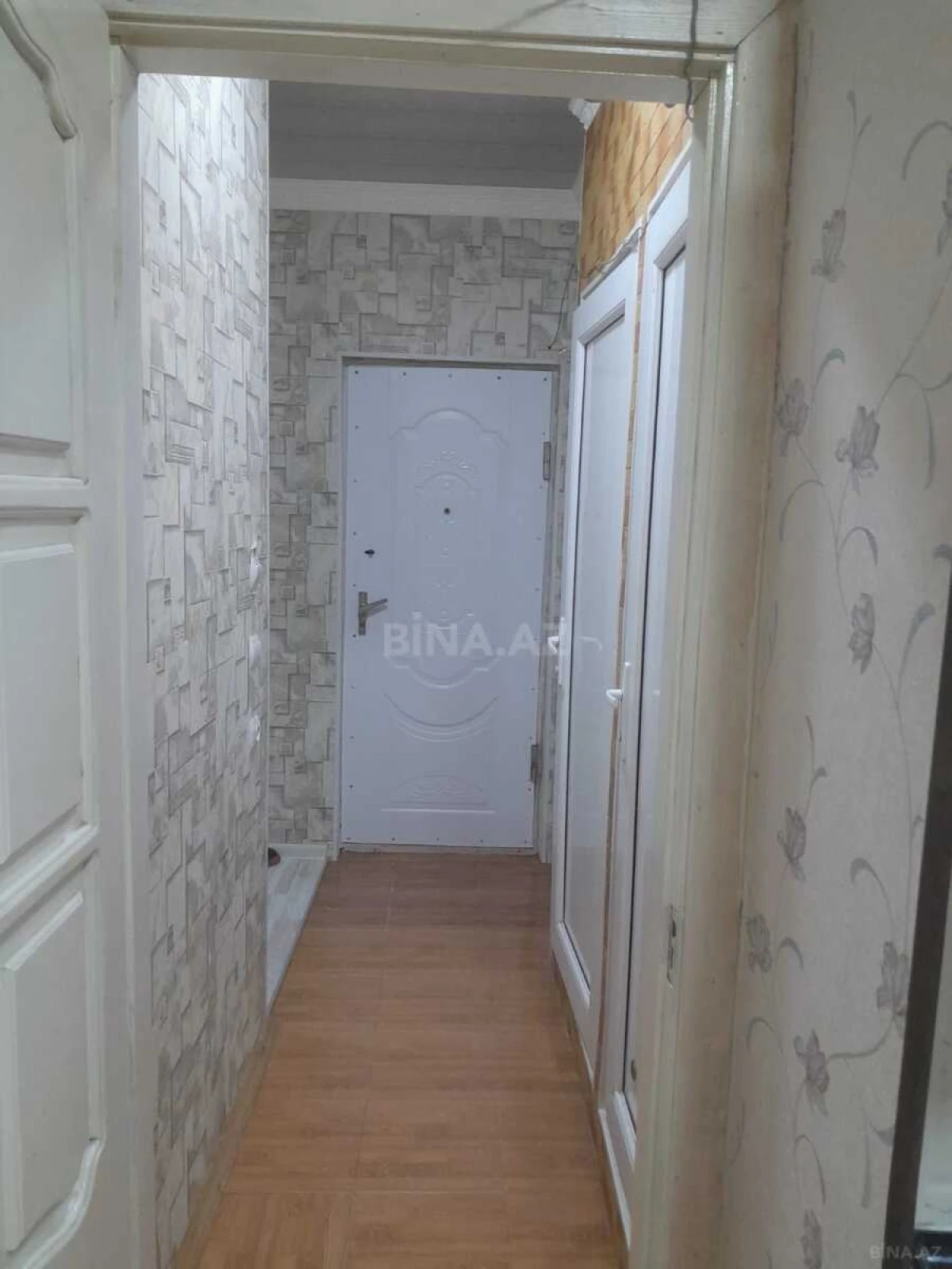 Kirayə verilir 2 otaqlı mənzil 45 m²