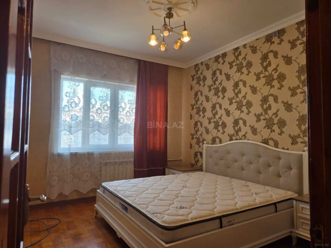 Kirayə verilir 2 otaqlı mənzil 65 m²