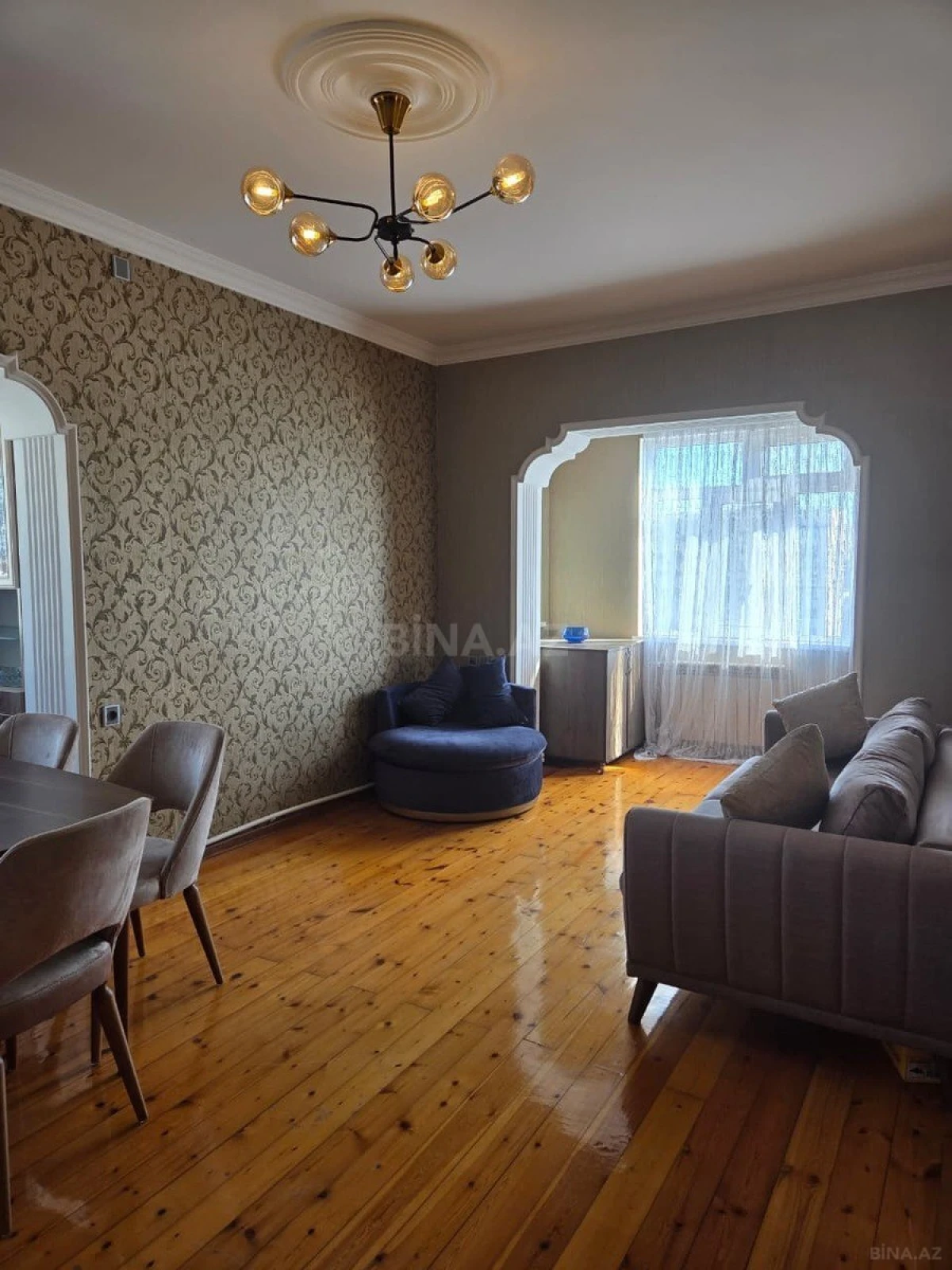 Kirayə verilir 2 otaqlı mənzil 65 m²