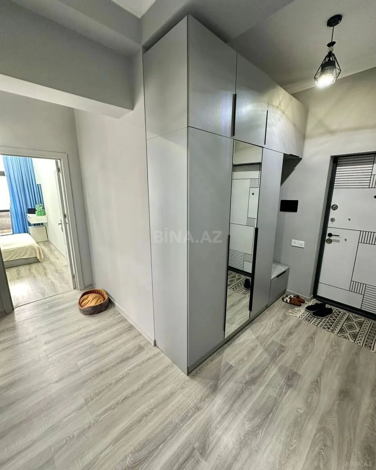 Kirayə verilir 2 otaqlı mənzil 85 m²