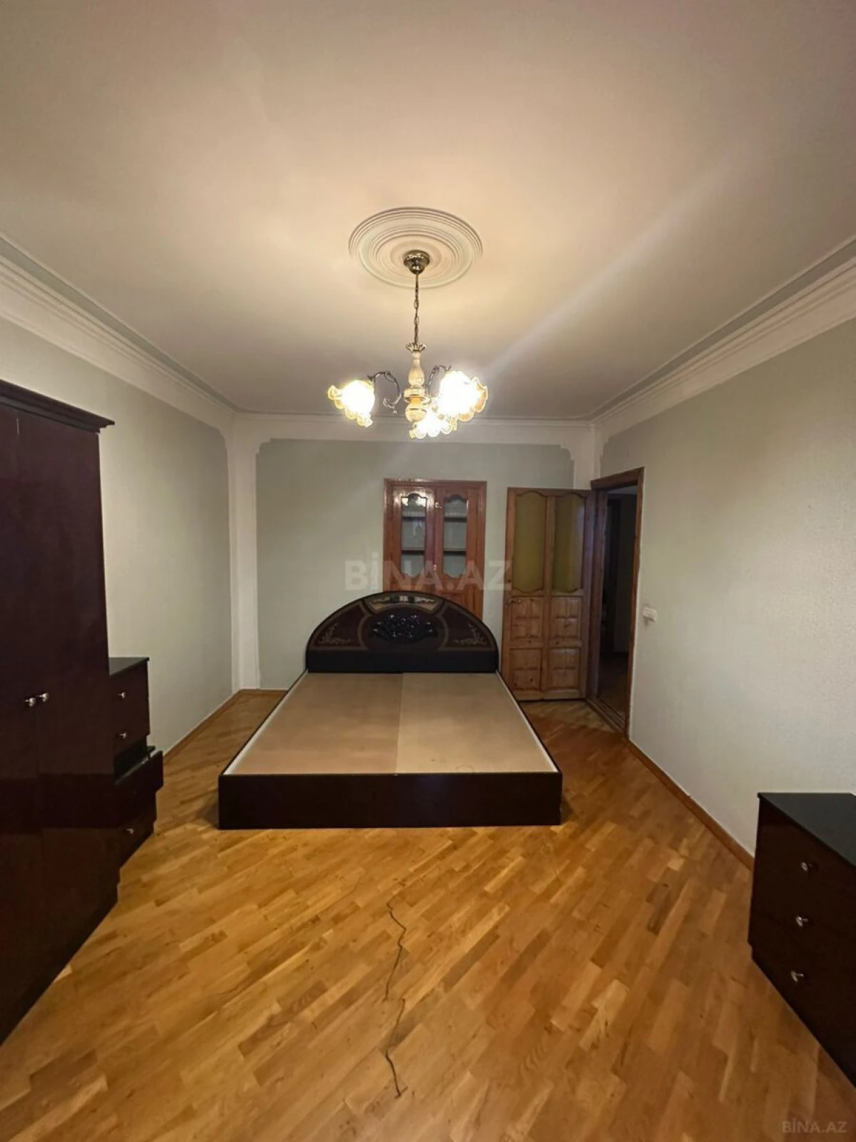 Satılır 3 otaqlı mənzil 75 m²