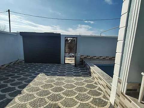 Satılır 3 otaqlı həyət evi 90 m²