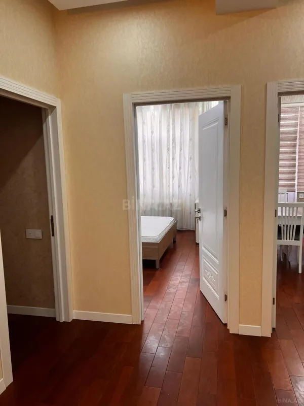 Kirayə verilir 3 otaqlı mənzil 100 m²