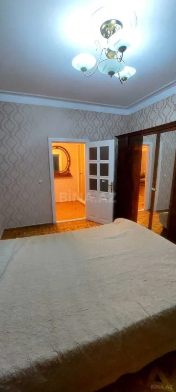 Kirayə verilir 2 otaqlı mənzil 70 m²