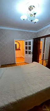 Kirayə verilir 2 otaqlı mənzil 70 m²