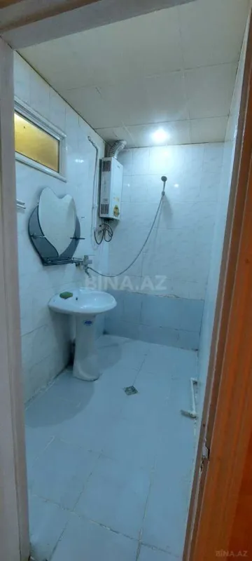 Kirayə verilir 2 otaqlı mənzil 70 m²