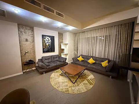 Kirayə verilir 2 otaqlı mənzil 75 m²