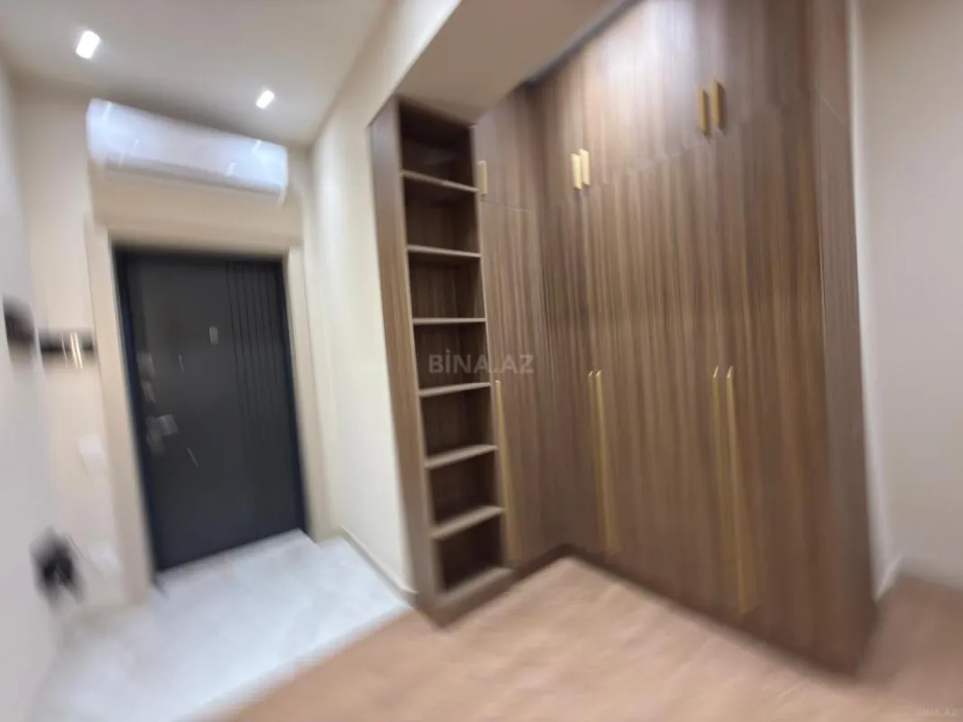 Kirayə verilir 2 otaqlı mənzil 75 m²