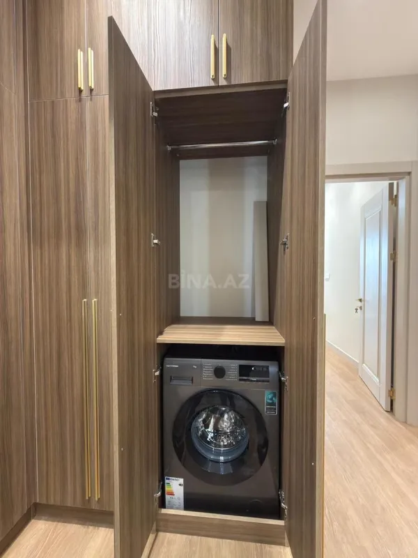Kirayə verilir 2 otaqlı mənzil 75 m²