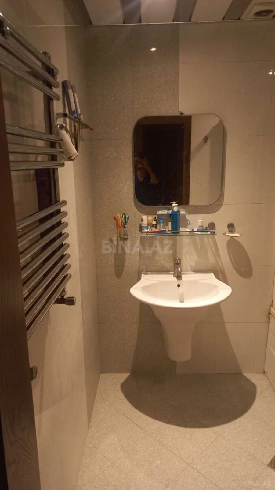 Satılır 3 otaqlı mənzil 128 m²