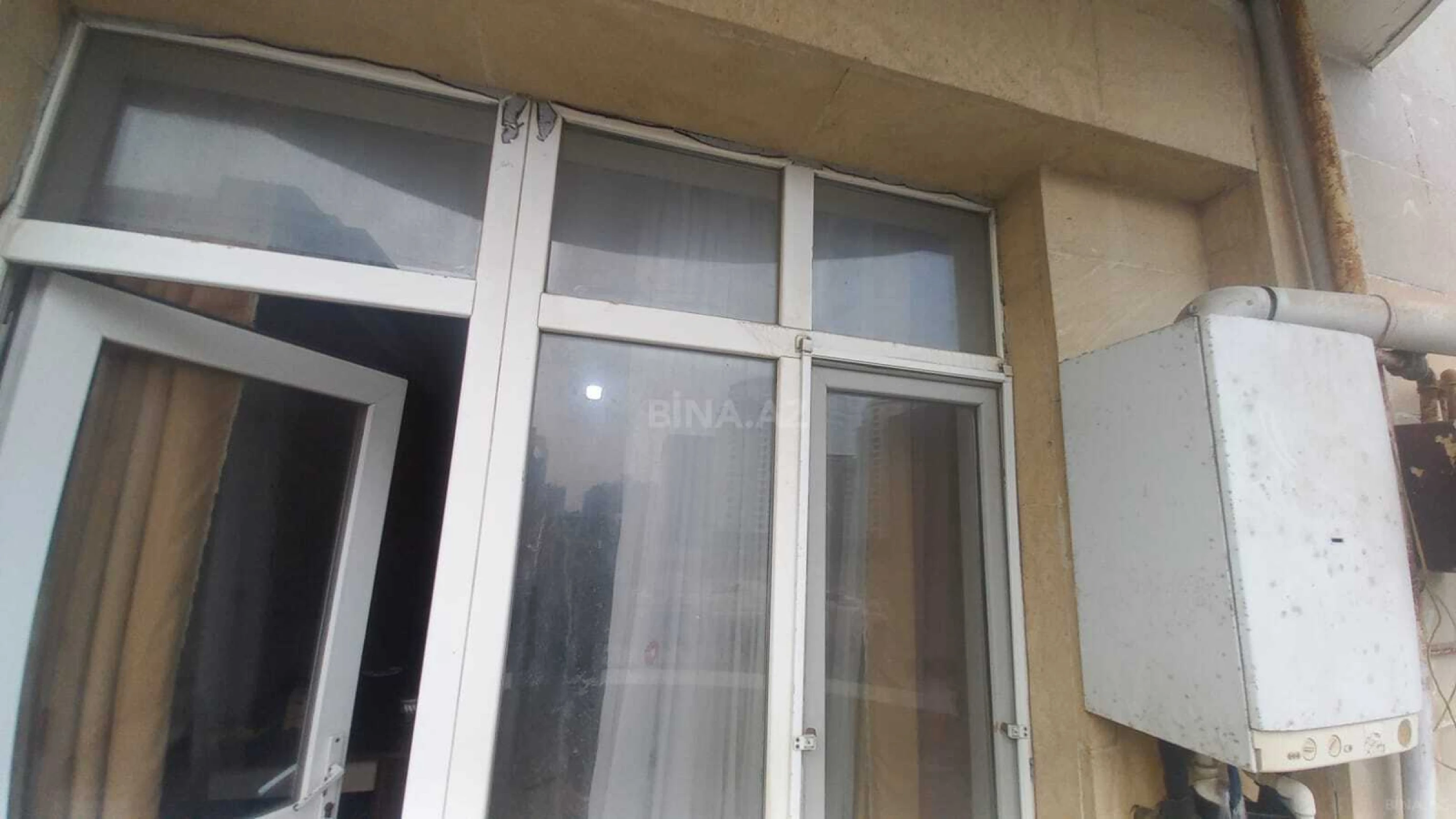 Satılır 3 otaqlı mənzil 128 m²
