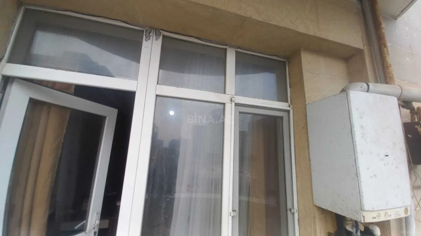 Satılır 3 otaqlı mənzil 128 m²