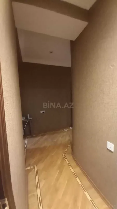Satılır 3 otaqlı mənzil 128 m²