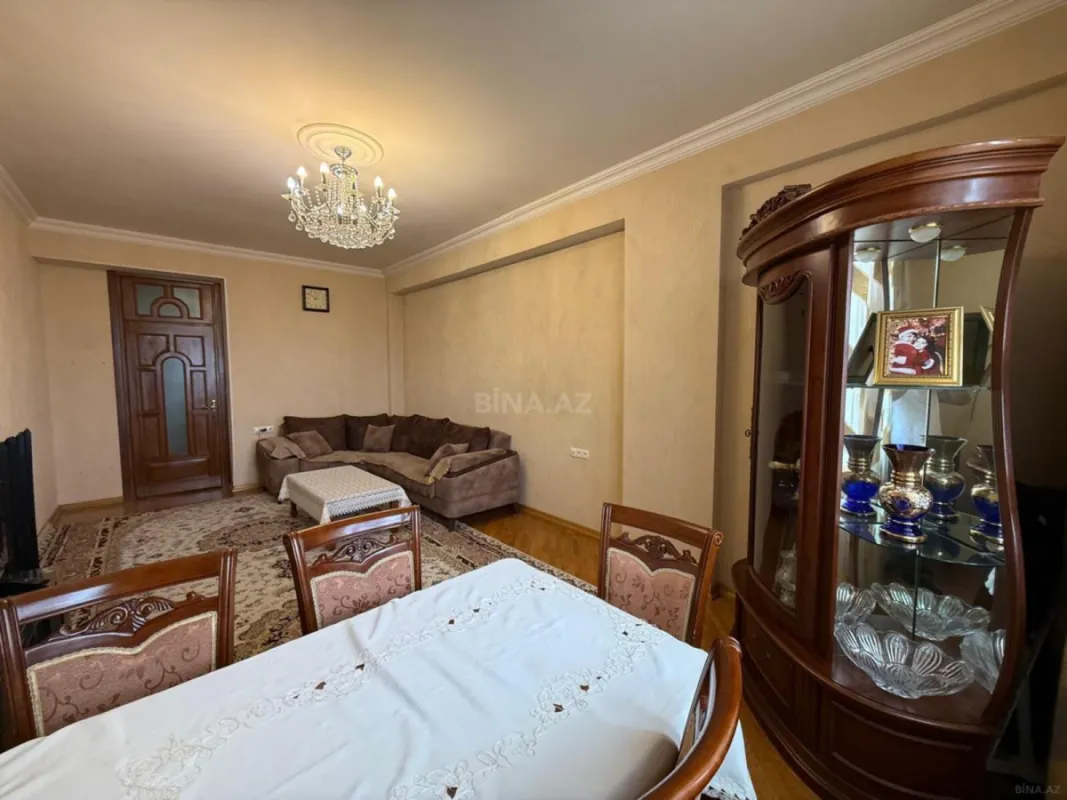 Satılır 3 otaqlı mənzil 95 m²