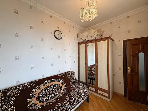 Satılır 3 otaqlı mənzil 95 m²