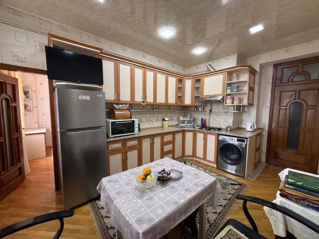 Satılır 3 otaqlı mənzil 95 m²