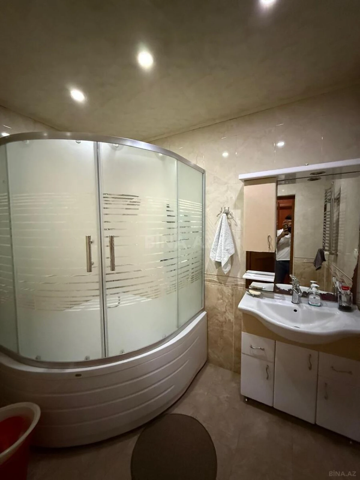 Satılır 3 otaqlı mənzil 95 m²