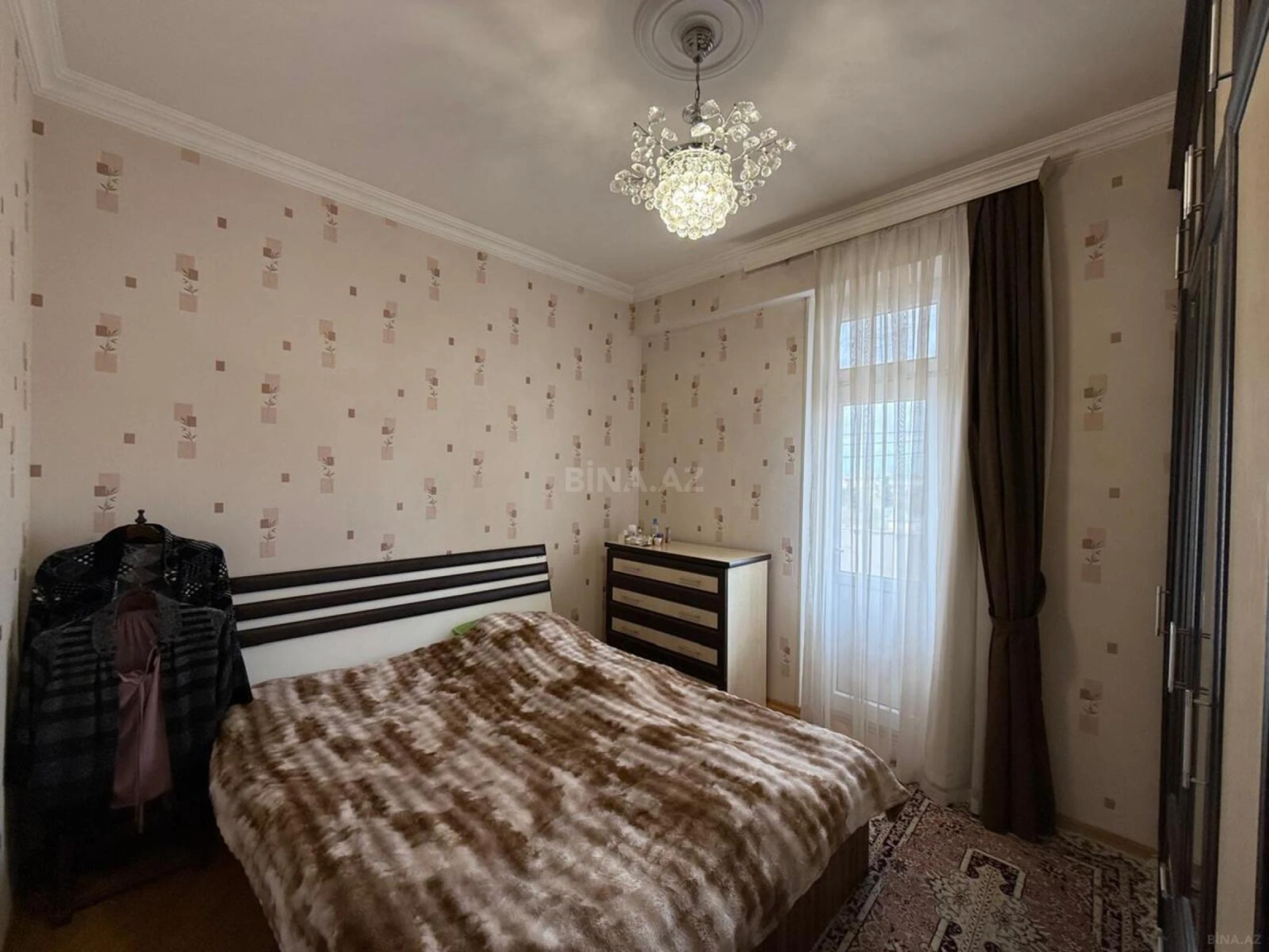 Satılır 3 otaqlı mənzil 95 m²