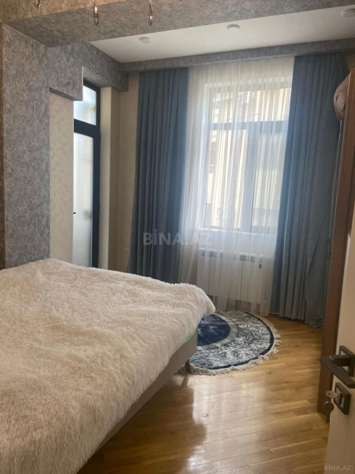 Kirayə verilir 2 otaqlı mənzil 53 m²