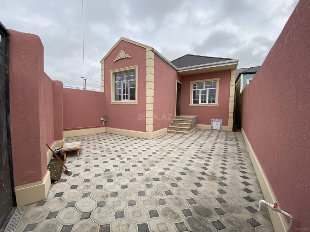 Satılır 2 otaqlı həyət evi 70 m²