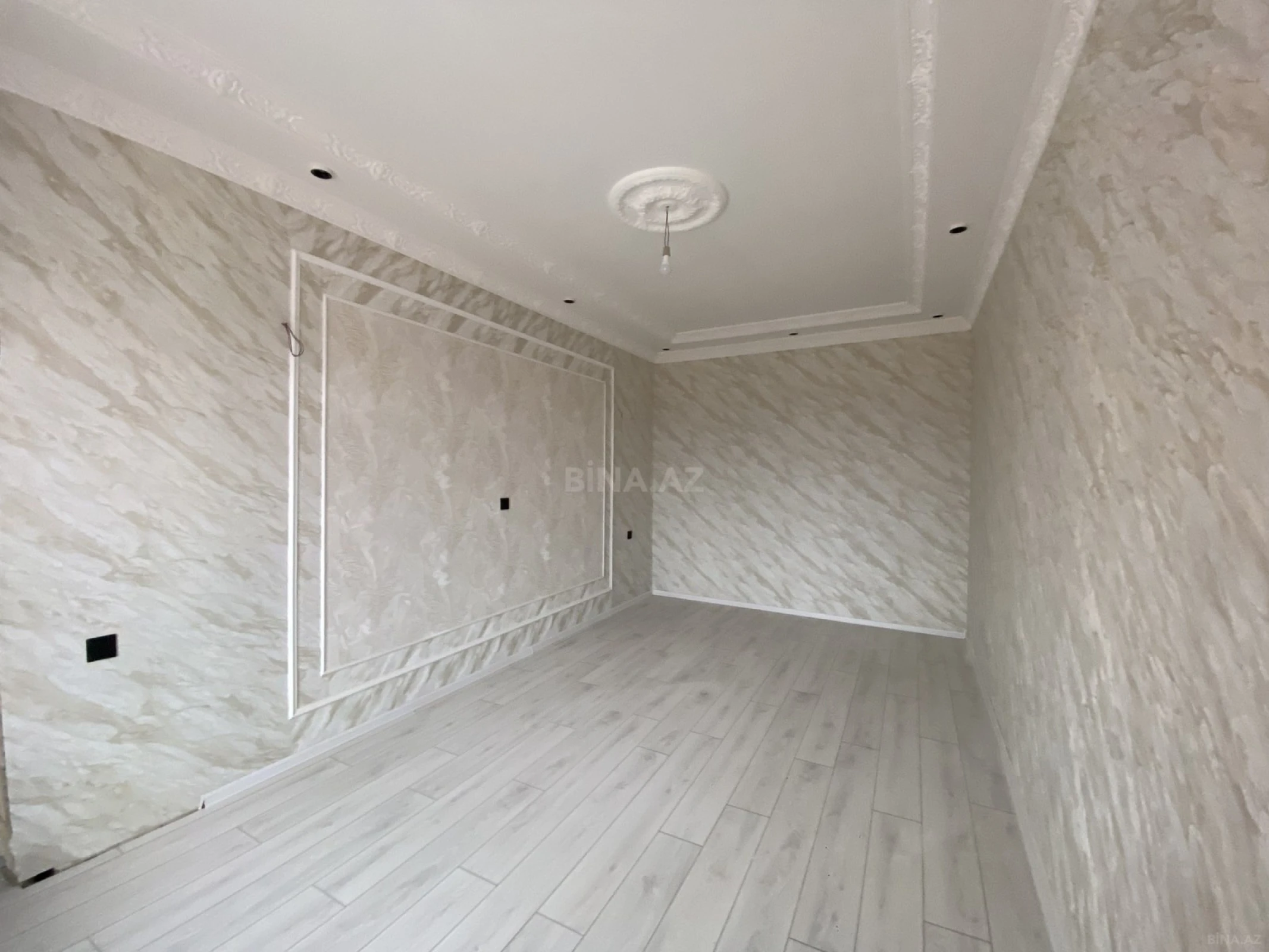 Satılır 2 otaqlı həyət evi 70 m²