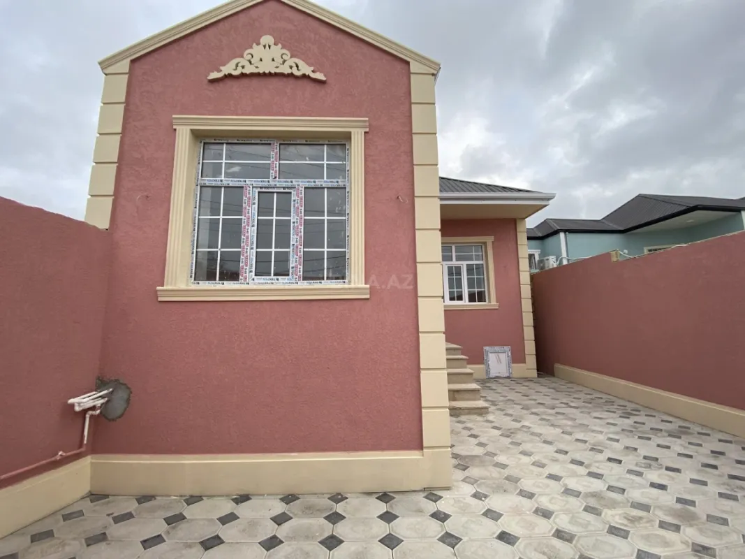 Satılır 2 otaqlı həyət evi 70 m²