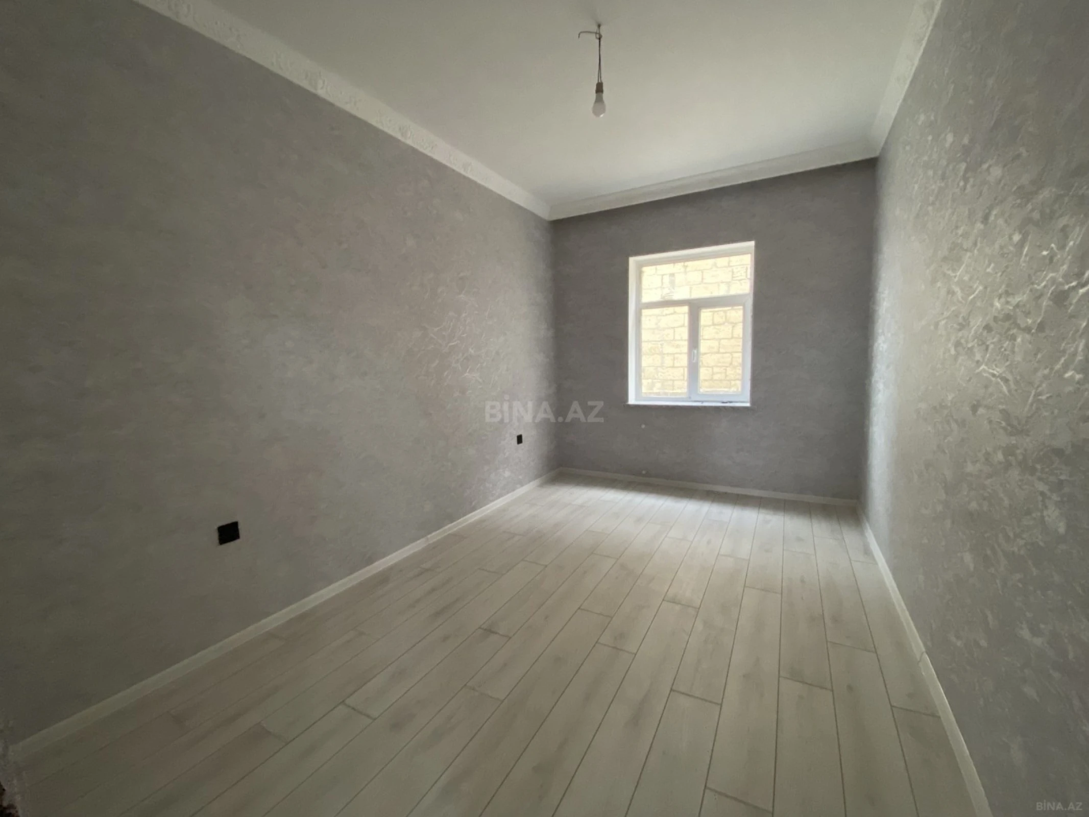 Satılır 2 otaqlı həyət evi 70 m²