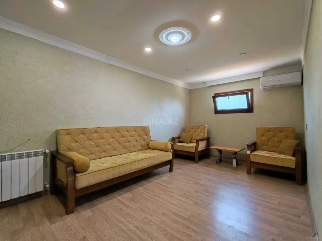 Satılır 5 otaqlı həyət evi 150 m²