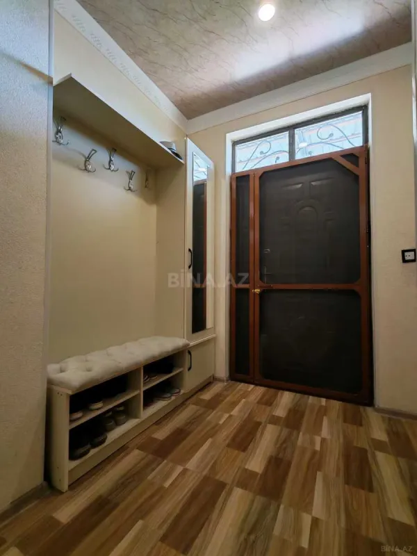 Satılır 5 otaqlı həyət evi 150 m²
